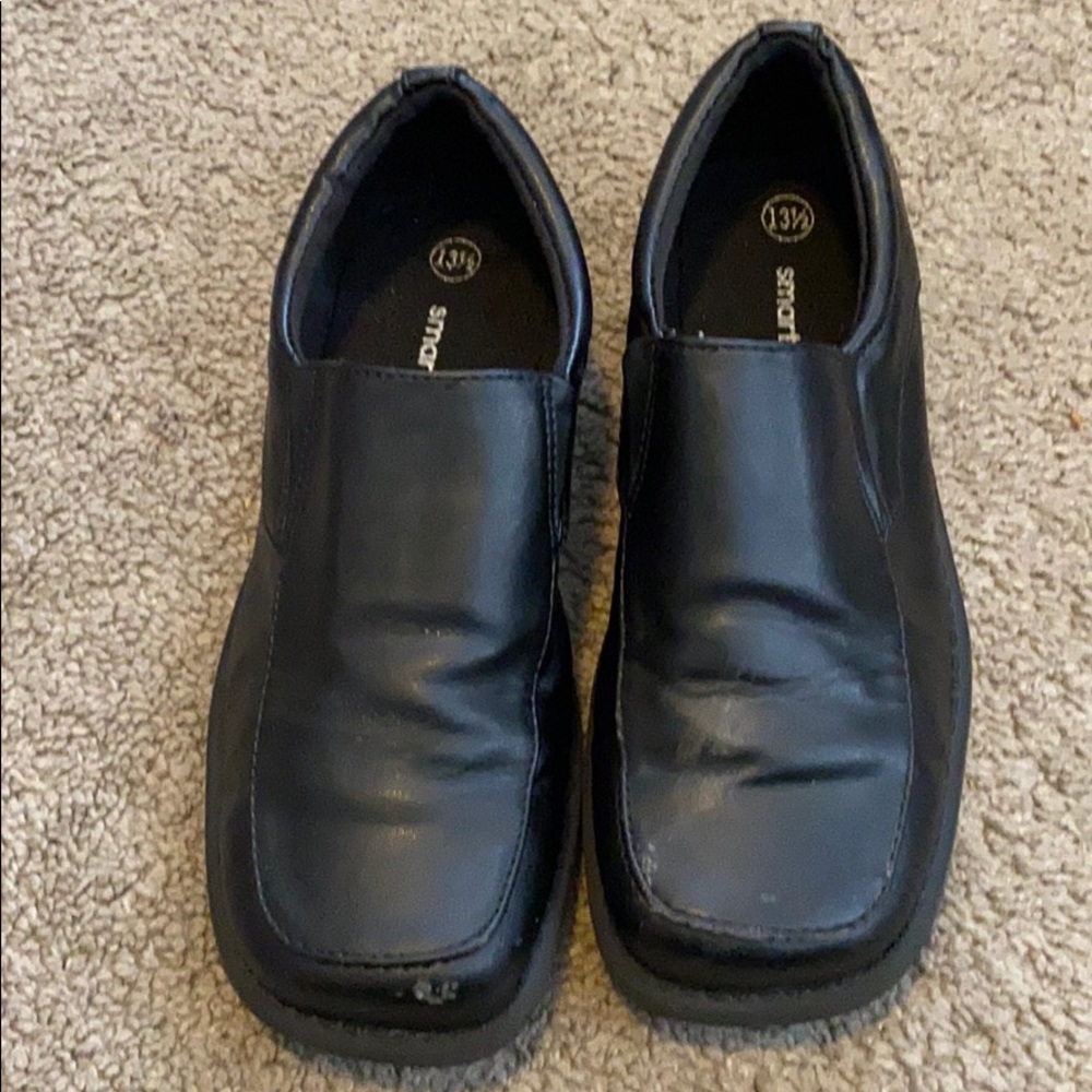 Boys smart fit dress shoes